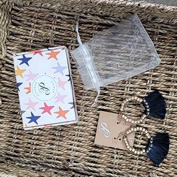 Plunder earrings blue fringed gold hoops Reagan Kate nwt new with tags - Picture 3 of 6